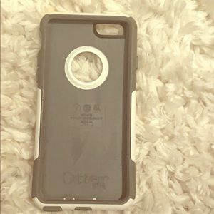 Otter box white iPhone 8 phone case